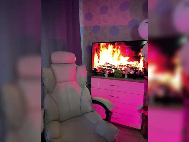 ymnichka's BongaCams show and profile