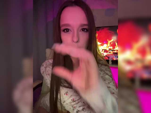 ymnichka from BongaCams