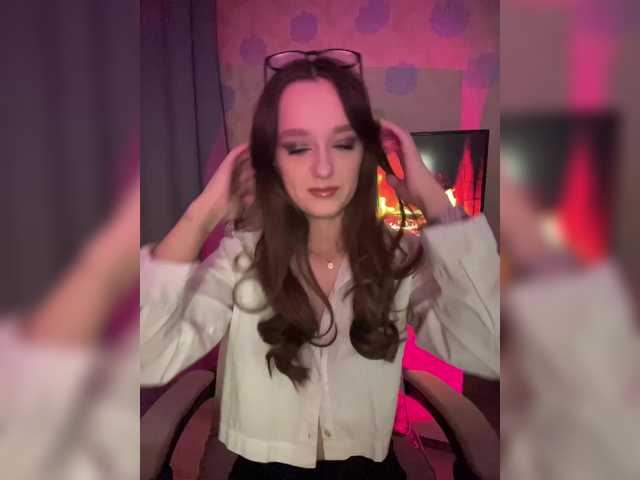 ymnichka's BongaCams show and profile