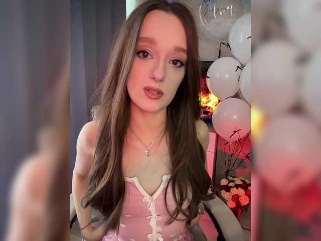 ymnichka's BongaCams show and profile