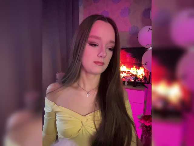 ymnichka's BongaCams show and profile