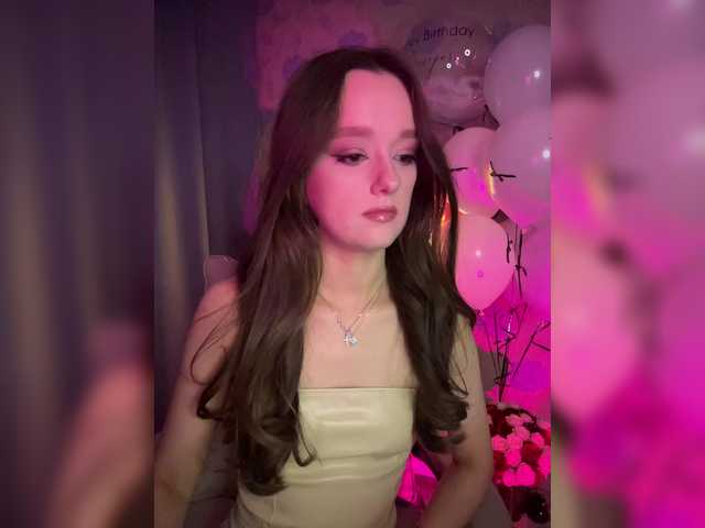 ymnichka live cam profile