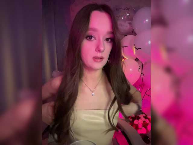 ymnichka's BongaCams show and profile