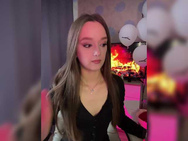 ymnichka's BongaCams show and profile