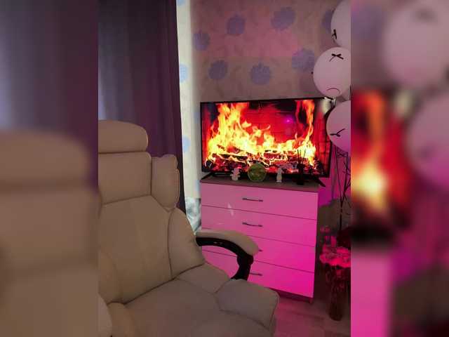 ymnichka's BongaCams show and profile