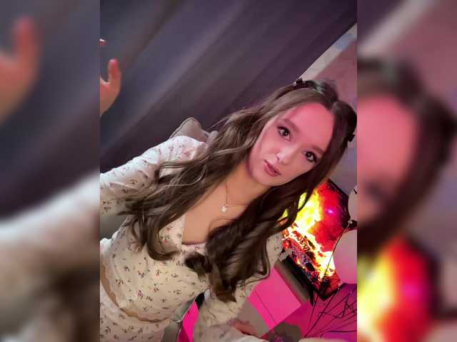 ymnichka's BongaCams show and profile