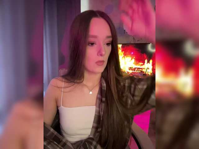 ymnichka's BongaCams show and profile