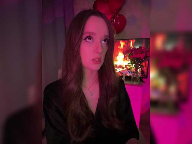 ymnichka's BongaCams show and profile