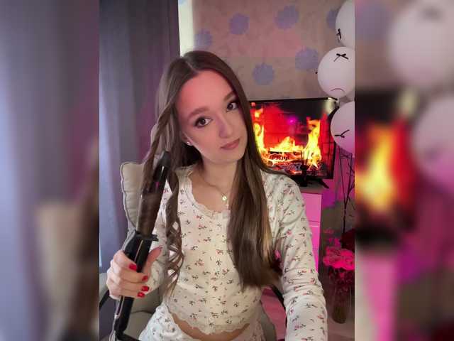 ymnichka's BongaCams show and profile