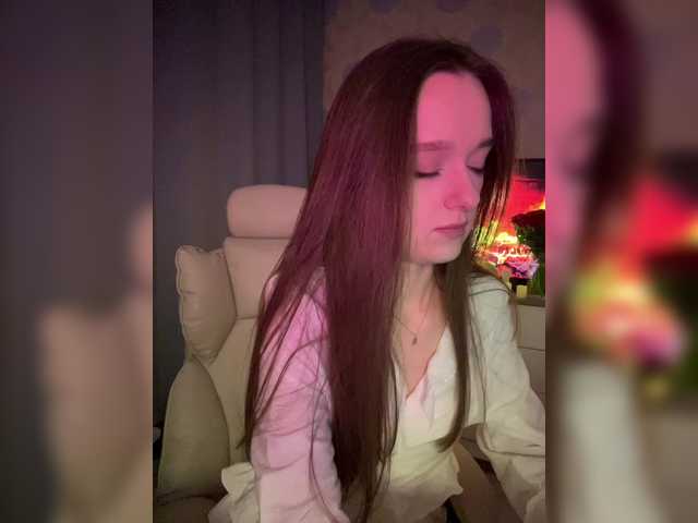 ymnichka from BongaCams