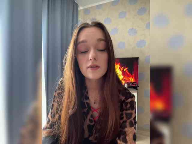 ymnichka Live Webcam on BongaCams