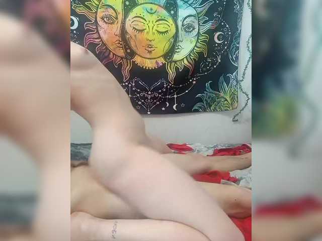  ShowMeMemasiki chat room