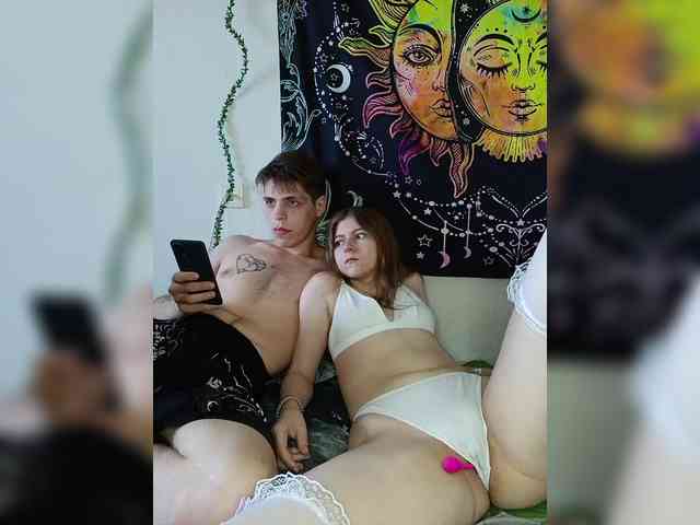 live stream sex ShowMeMemasiki