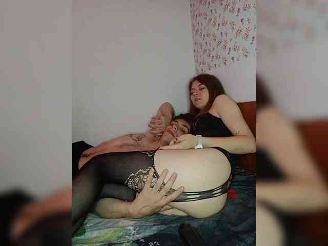 HornyLadyAndAndrey webcam
