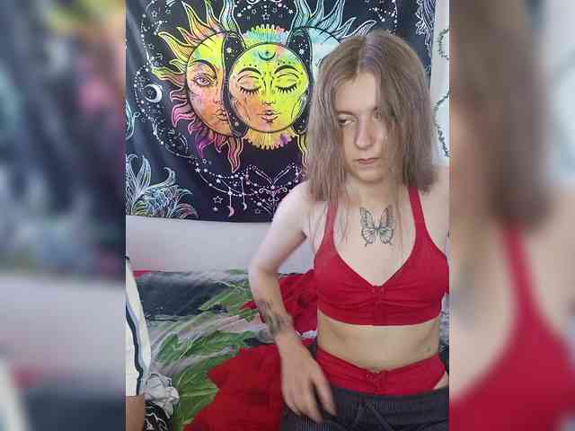 HornyLadyAndAndrey webcam