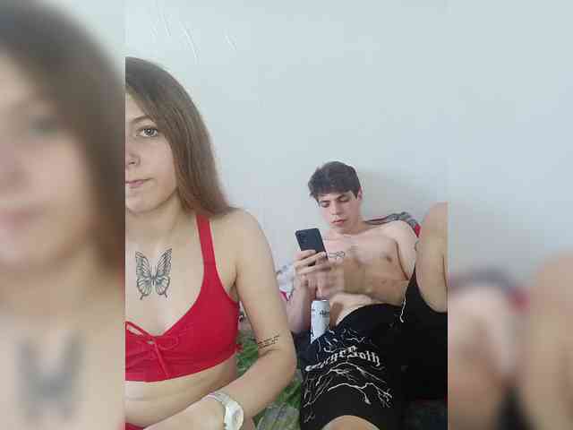 ShowMeMemasiki webcam