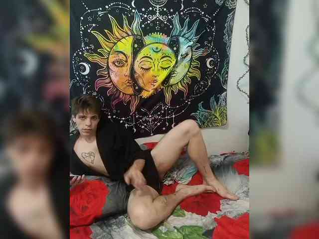 ShowMeMemasiki
