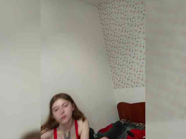 ShowMeMemasiki webcam