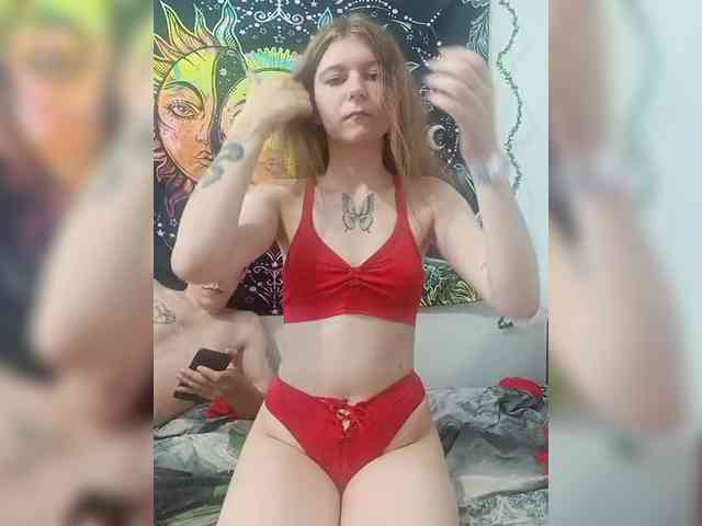 xxx chat room ShowMeMemasiki