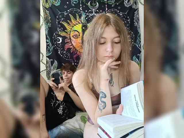 nude webcam chatroom ShowMeMemasiki