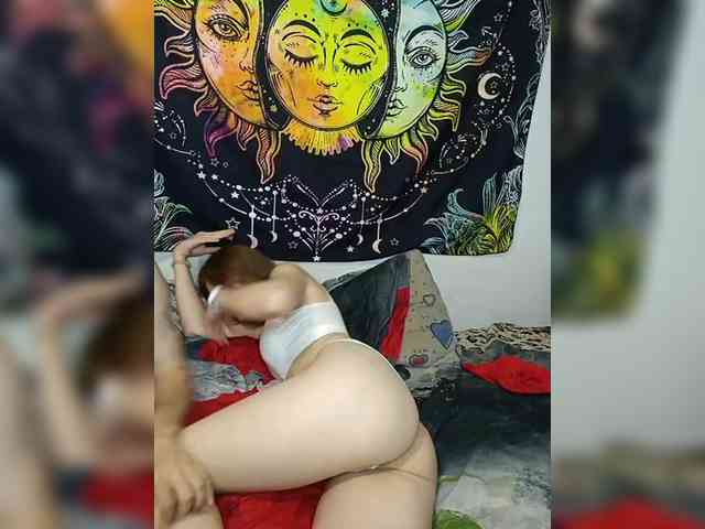 HornyLadyAndAndrey webcam