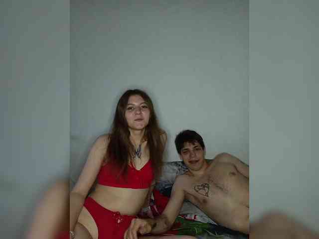 ShowMeMemasiki webcam