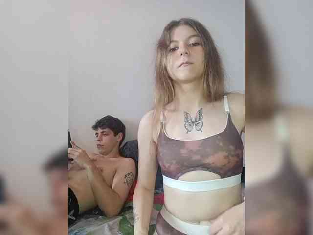 free camsex ShowMeMemasiki