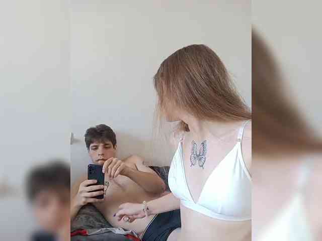 ShowMeMemasiki webcam