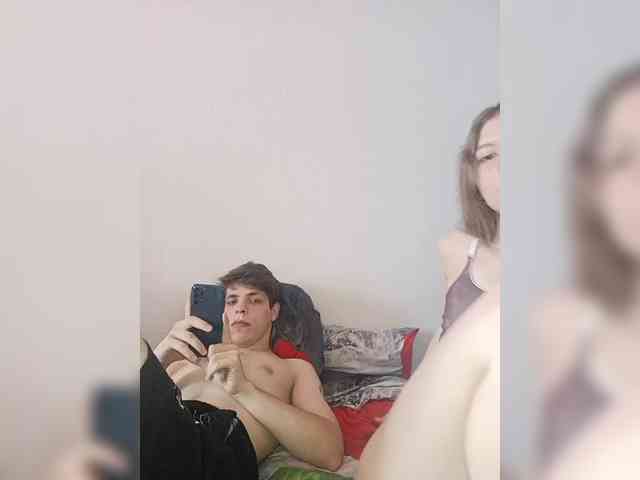 free camsex ShowMeMemasiki