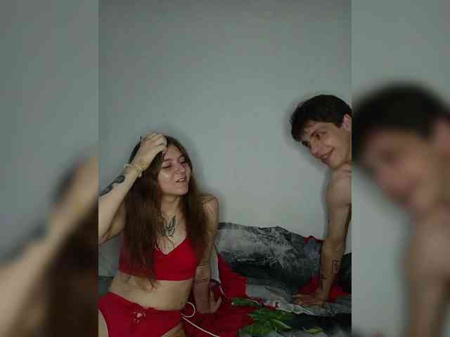 ShowMeMemasiki webcam