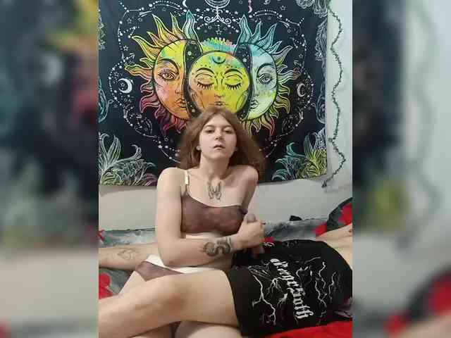 HornyLadyAndAndrey webcam