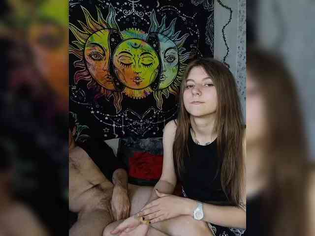 HornyLadyAndAndrey webcam