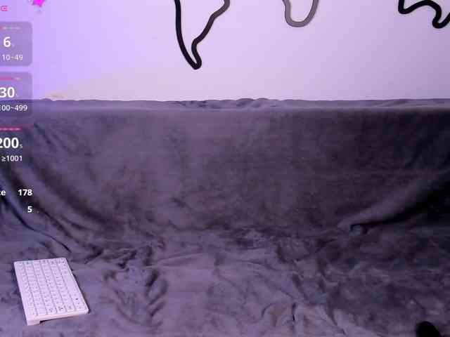 Jenny_Woods webcam