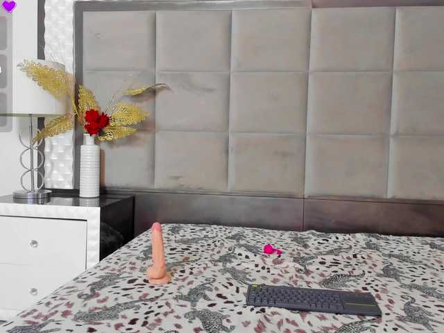  MarianReynolds chat room
