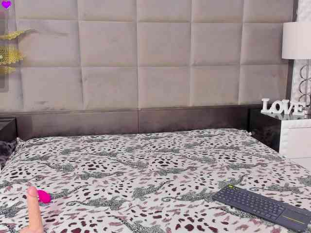 MarianReynolds webcam