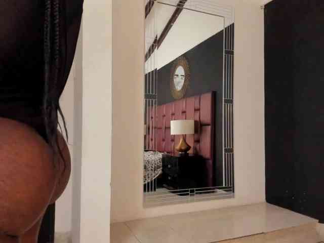 MarianReynolds webcam