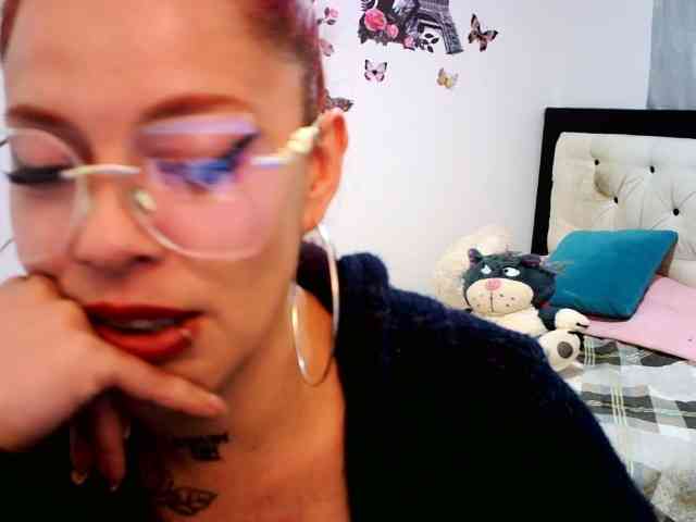 charlotterlove webcam