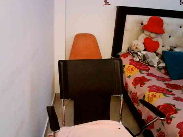 charlotterlove webcam