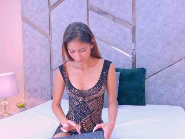 DulceVega webcam