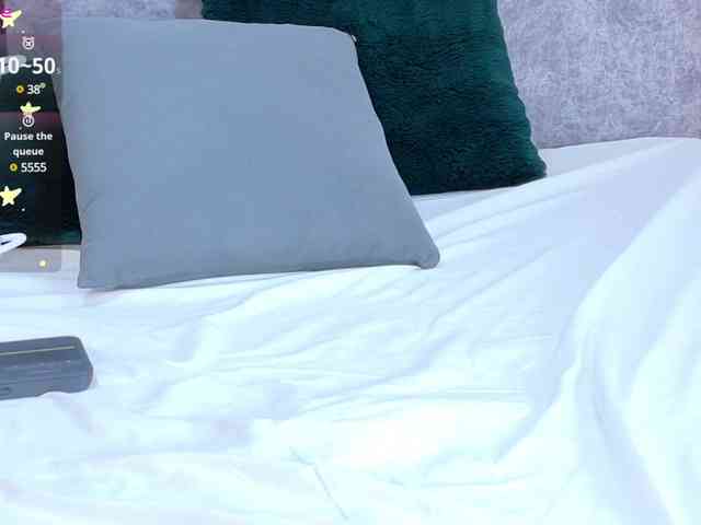 DulceVega webcam