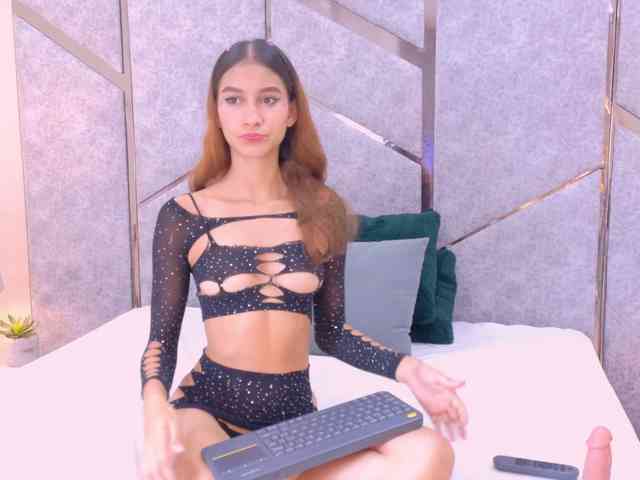 DulceVega webcam