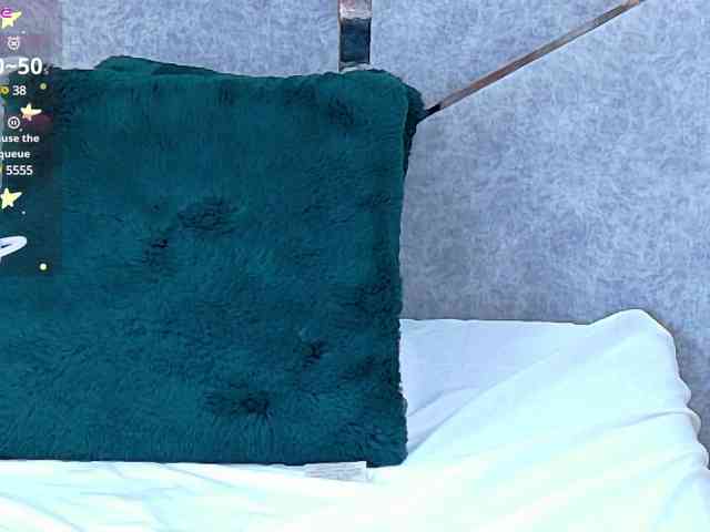 DulceVega webcam