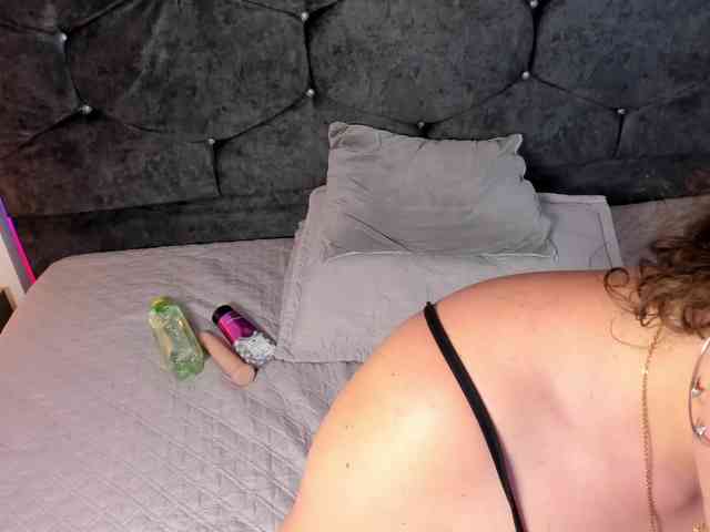 kate-evans webcam