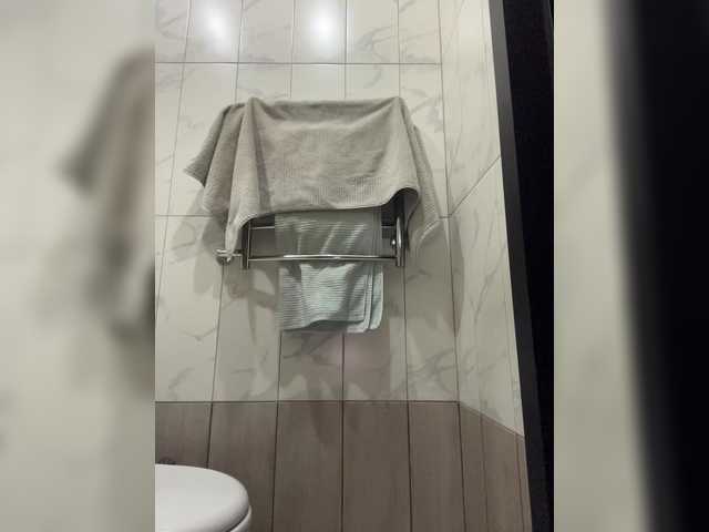 LISSAAA1's BongaCams show and profile