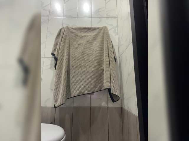 LISSAAA1's BongaCams show and profile