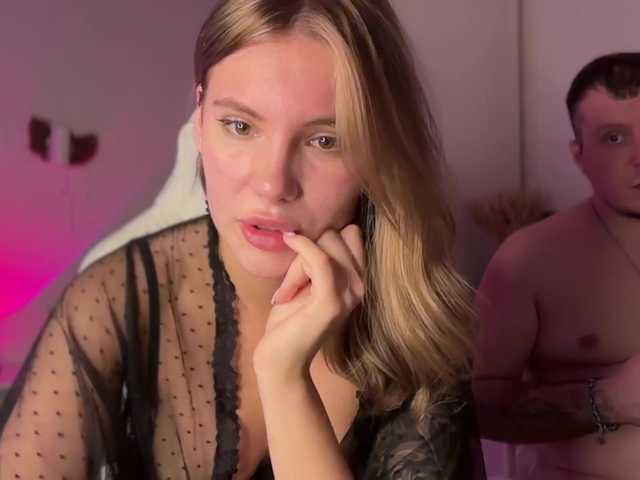 SquirtalPussy's BongaCams show and profile