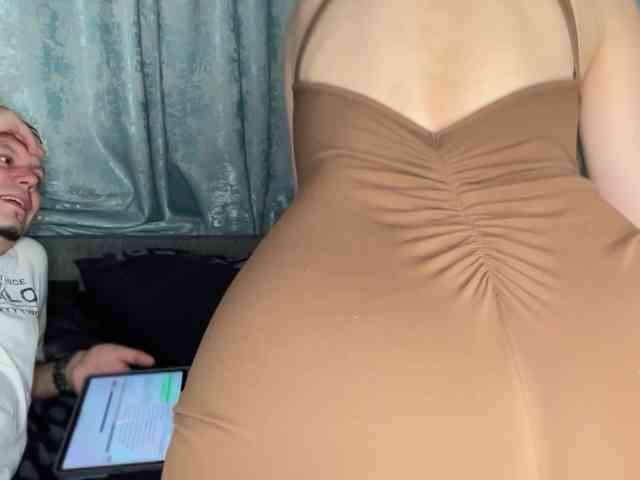 Модель: SquirtalPussy