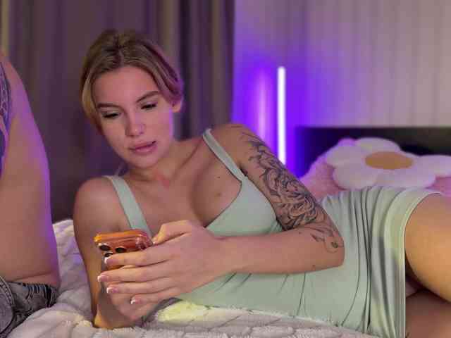 SquirtalPussy webcam