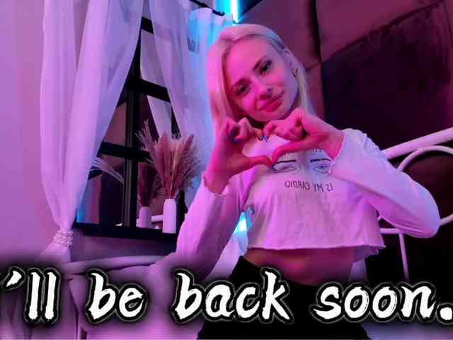 PollyMillees webcam