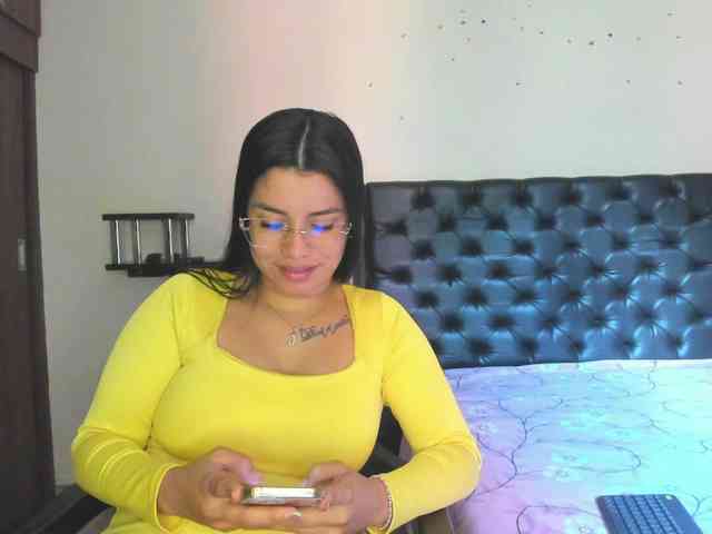 Angelica-salass webcam